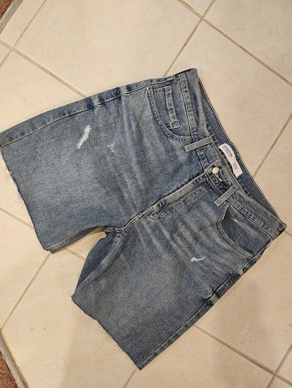 Levi's Womens Light Blue Relaxed Denim Shorts